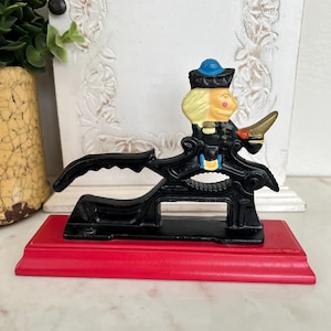 Vintage Cast IRON SOLDIER Nutcracker, Hand Painted Figure, Wood Base, Midwest Importers of Cannon Falls, Made in Taiwan