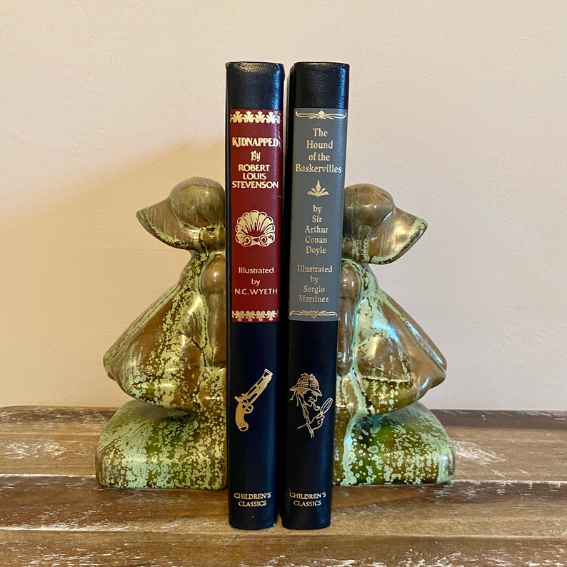 1929 COWAN POTTERY Girl Bookends 521 Set of 2 Etsy