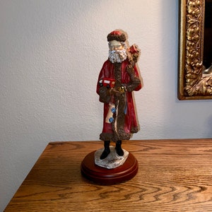 1992 THE GIFT GIVER 9&quot; Father Christmas, Angela Tripi Design by Roman, Santa on Wood Base Christmas Decor, Signed Limited Edition #843/250??