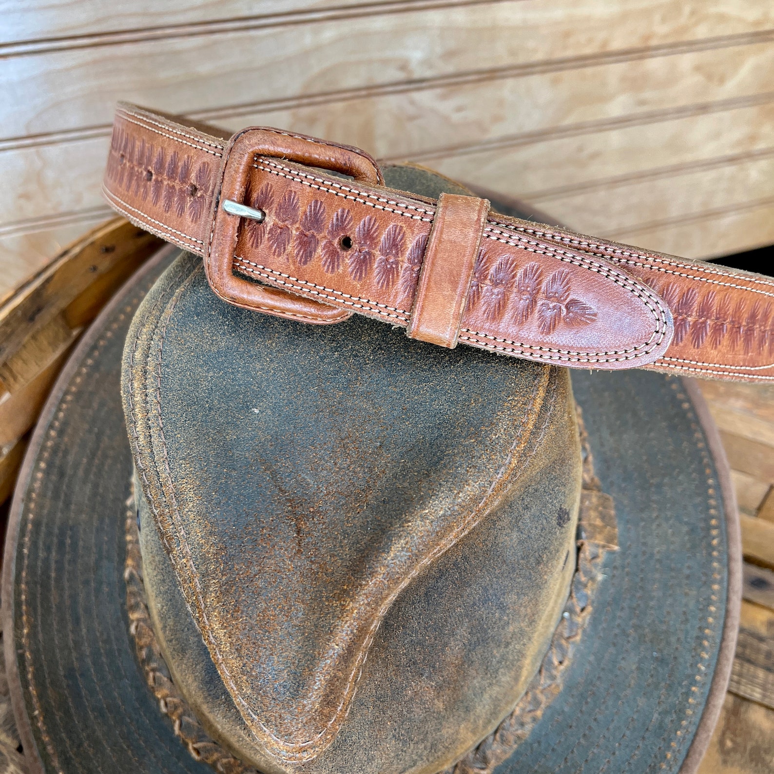 Vintage GENUINE LEATHER Belt, Detailed Stitching & Wrapped Buckle ...