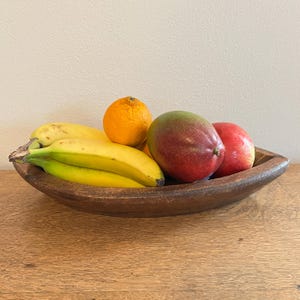 Vtg WOOD FRUIT BOWL Almond Shaped 15x9&quot; Hand Carved & Rustic, Distressed Solid Wood Trinket Candy Key Dish, Unique Heavy-Duty Container Tray
