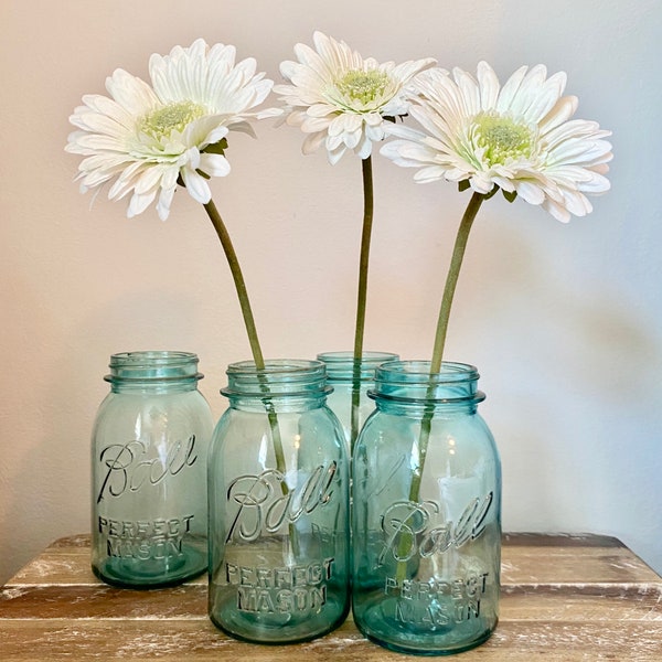 Vtg BLUE BALL Perfect Quart Glass Mason Jar for Canning, 1910-1962, Wedding or Country Farmhouse Decor, Wedding Centerpiece, Many Available