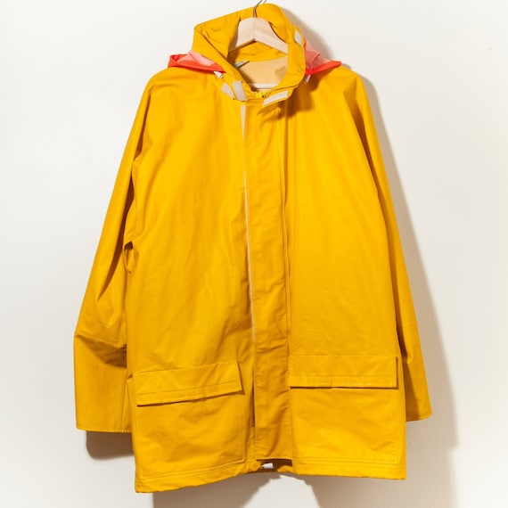 Vintage 1980s Yellow Fishing Rain Jacket Coat Rubber Heavy Duty  International Sportswear Made in USA Newport Maine