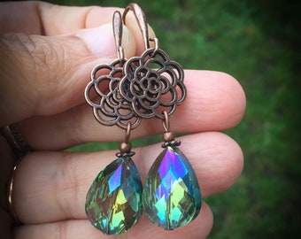 Teardrop-Kristallohrringe: Antike Kupferblumen Boho Ohrringe
