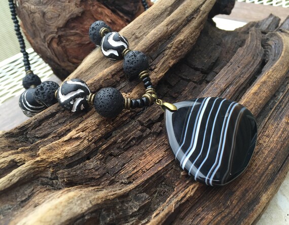 トゥアレグ 赤瑪瑙黒檀トライバルヴィンテージネックレス トゥアレグ