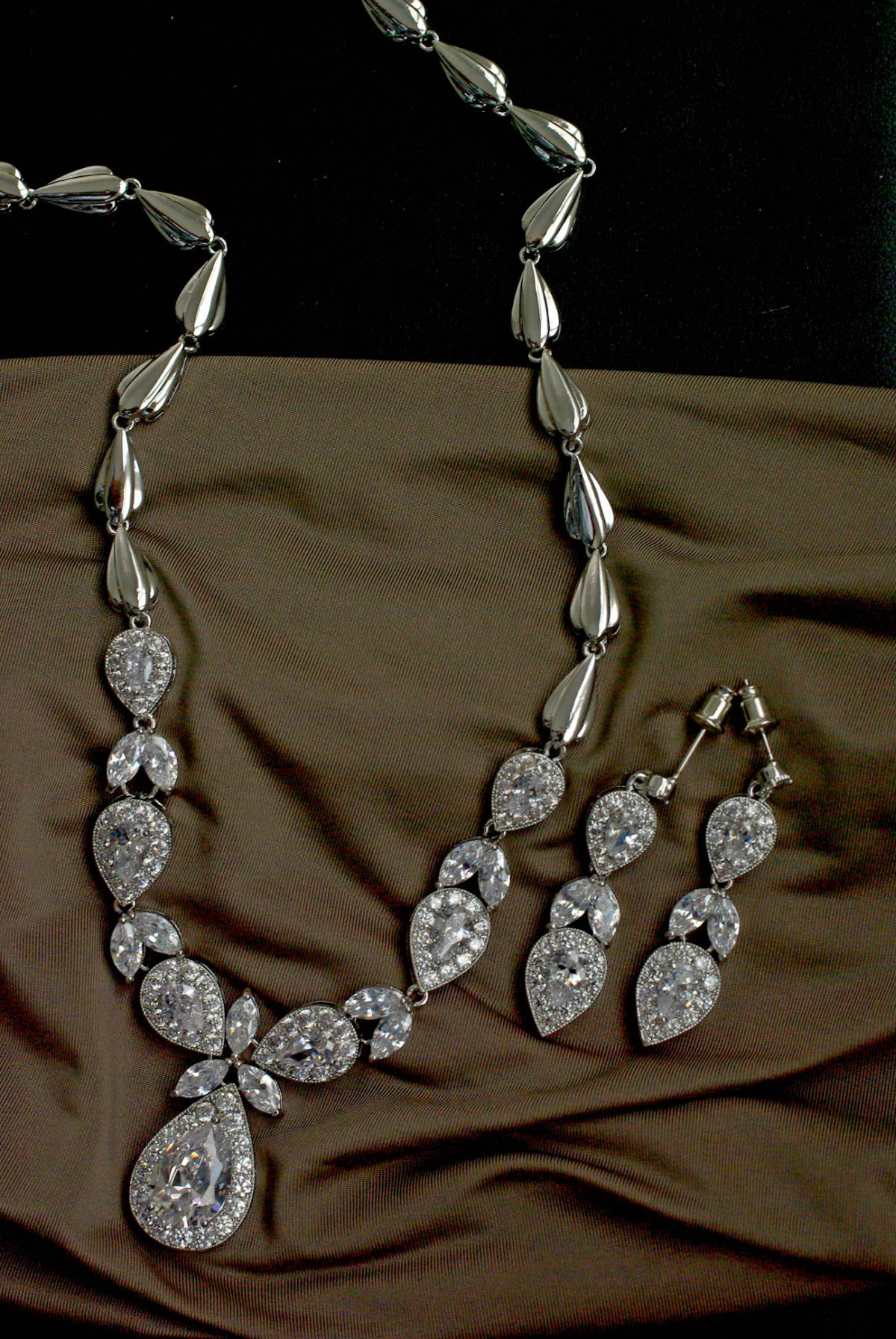 Crystal Bridal Necklace and Earrings Set Statement Wedding - Etsy Canada