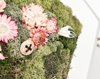 Moss Wall Art, floral Moss Frame, Vertical Garden, Preserved Moss, biophilic decor, Unique Gif, Dried Flowers, Art with Flowers, Plant Wall