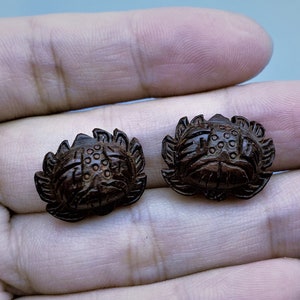 Natural Sandalwood Engraved Lotus Charm 16*7*6 mm 19*14*7 mm 22*17*7 mm,Wood Charm,Jewelry Pendant Charm,DIY Jewelry Making Charm