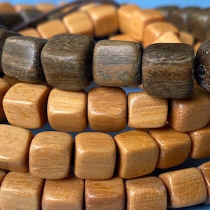 Sandalwood Cube Beads: Natural Wood Spacer Beads (7-8 mm)