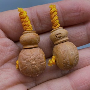 Natural Bodhi Guru Beads 14 mm: 3-Hole Mala Making Accessory