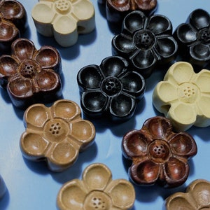 2 PCS Black Wood Flower Beads 15*5 mm,Wood Flower Bead,Sandalwood Beads,Flower Spacer Beads,Prayer Beads,Mala Beads,Yoga Beads