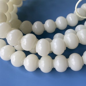 20 pcs or Full Strand Natural White Bodhi Root Lantern Beads 10*8 mm,Bodhi Carved Bead, Beads Strand,White Beads,Flat Beads, DIY Accessories