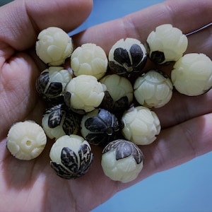 10 PCS Natural Bodhi Root Lotus  Beads 12~15 mm,Flower Beads,Wood Beads,Buddhism Beads, DIY Accessories