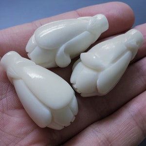 Natural Tagua Nuts Carved Magnolia Charm 19*35 mm,Magnolia Pendant,Flower Charms,Mala Making Charms, DIY Accessories