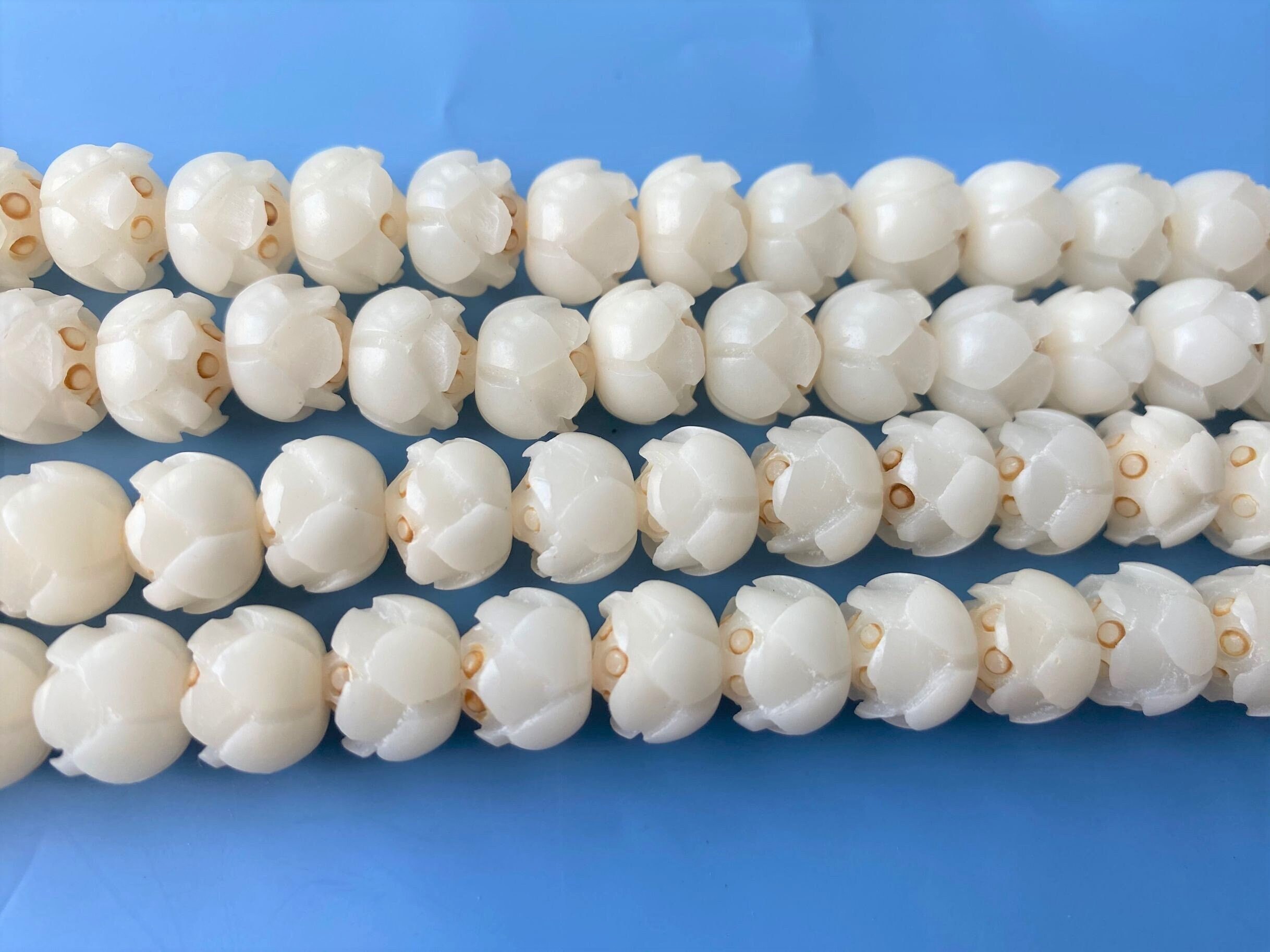 100 Stück Weiße Jade Bodhi Perlen – 8x10 Mm, Mit Loch, Für Schmuckherstellung & Bastelprojekte