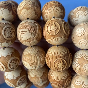 Carved Wood Fu/OM Beads 20 mm: Buddhism Mala Prayer Beads