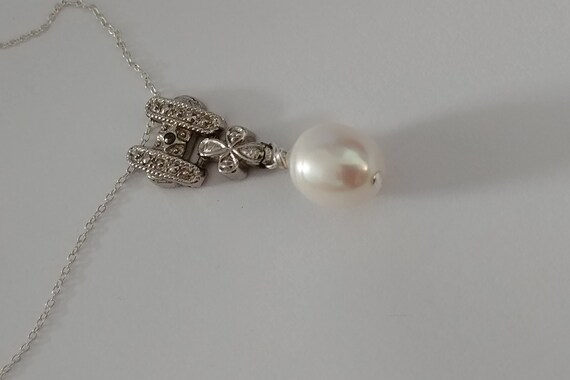 Pearl Lavalier