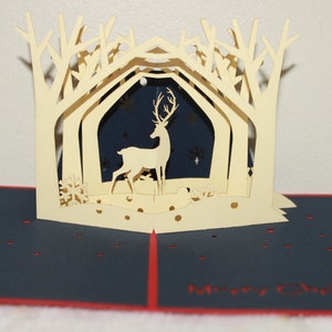 Cartão de Natal Pop Up/ Veado Pop Up em uma Floresta/ Cartão de Natal Pop Up