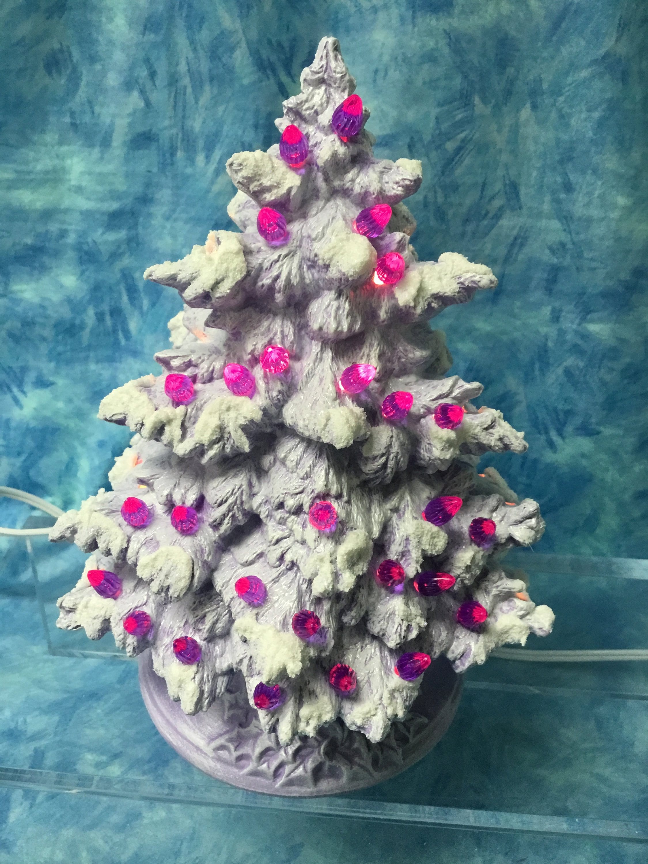 12 Best Vintage-Style Ceramic Christmas Trees 2023