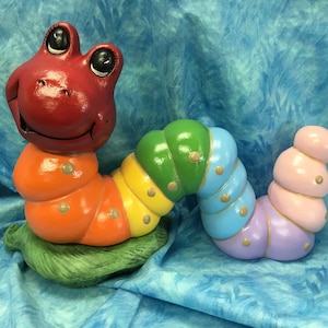 Inch eorm and leaf, garden art worm and leaf, handcrafted garden worm and leaf