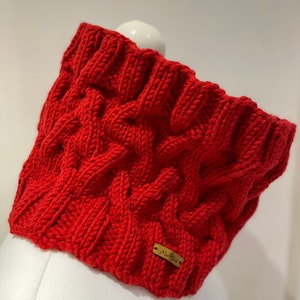 Chunky Knit Cable Cowl / Snood / Snood Scarf / Winter Scarf / Unisex / Gifts For Her / Gifts For Him / Accessories / Neck Scarf / Handmade Red