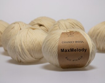 Super chunky bulky knitting yarn/ 200g Australian 100% Merino Wool yarn/ felted wool /Art Yarn for Weaving/ Roving yarn/ Cream wool yarn