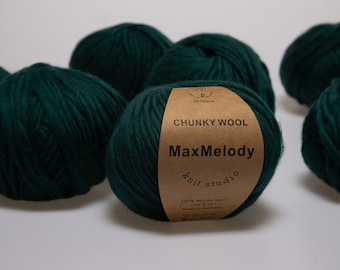 Super chunky bulky knitting yarn/ 200g Australian 100% Merino Wool yarn/ felted wool /Art Yarn for Weaving/ Roving yarn/ Forest Green
