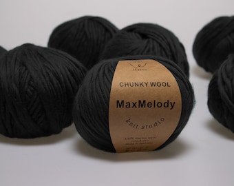 Super chunky bulky knitting yarn/ 200g Australian 100% Merino Wool yarn/ felted wool /Art Yarn for Weaving/ Roving yarn/ Black