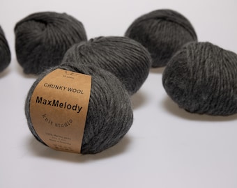 Super chunky bulky knitting yarn/ 200g Australian 100% Merino Wool yarn/ felted wool /Art Yarn for Weaving/ Roving yarn/ Charcoal