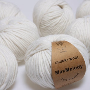 Super chunky bulky knitting yarn | 200g Australian 100%  Merino Wool yarn | felted wool | Art Yarn for Weaving| felted yarn | Roving yarn