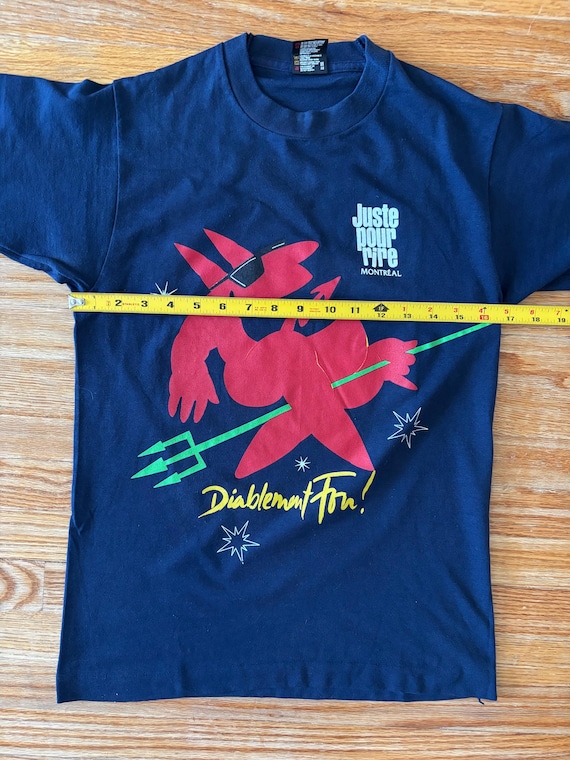 Vintage 90s T-shirt Montreal Comedy Just for Laughs / Juste Pour