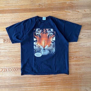 Camiseta vintage de los 90 con estampado de tigre, talla XL.