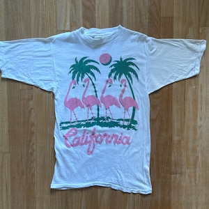 Vintage 80s single stitch t-shirt Made in USA California Flamingo Palm Tree Size Small