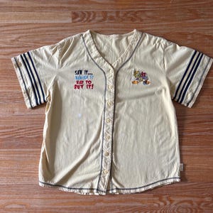 Vintage Tweety Bird Baseball Style t-shirt Size XL