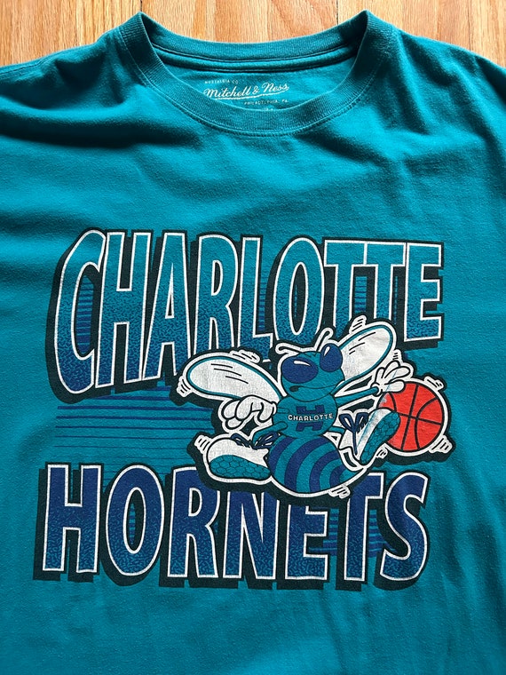 Retro Style Charlotte Hornets NBA Basketball T-Sh… - image 3