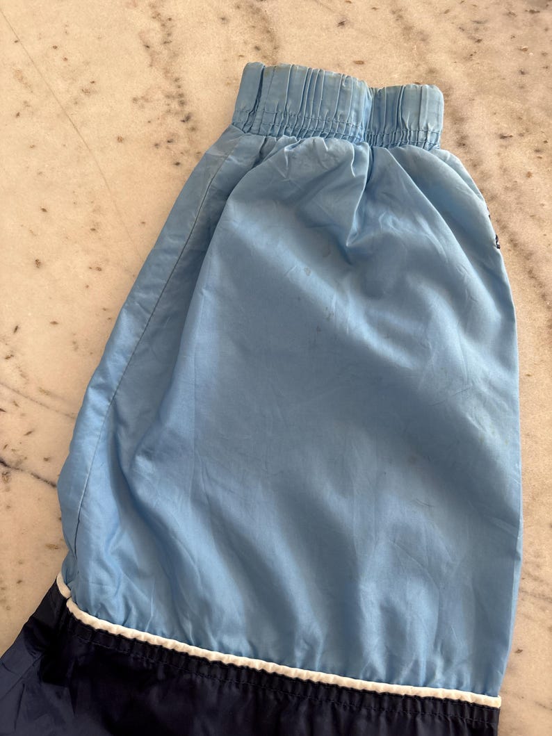 Vintage 90s Starter Windbreaker Nylon Jacket University of North Carolina Tar Heels Size XL *hole on bottom back* image 11