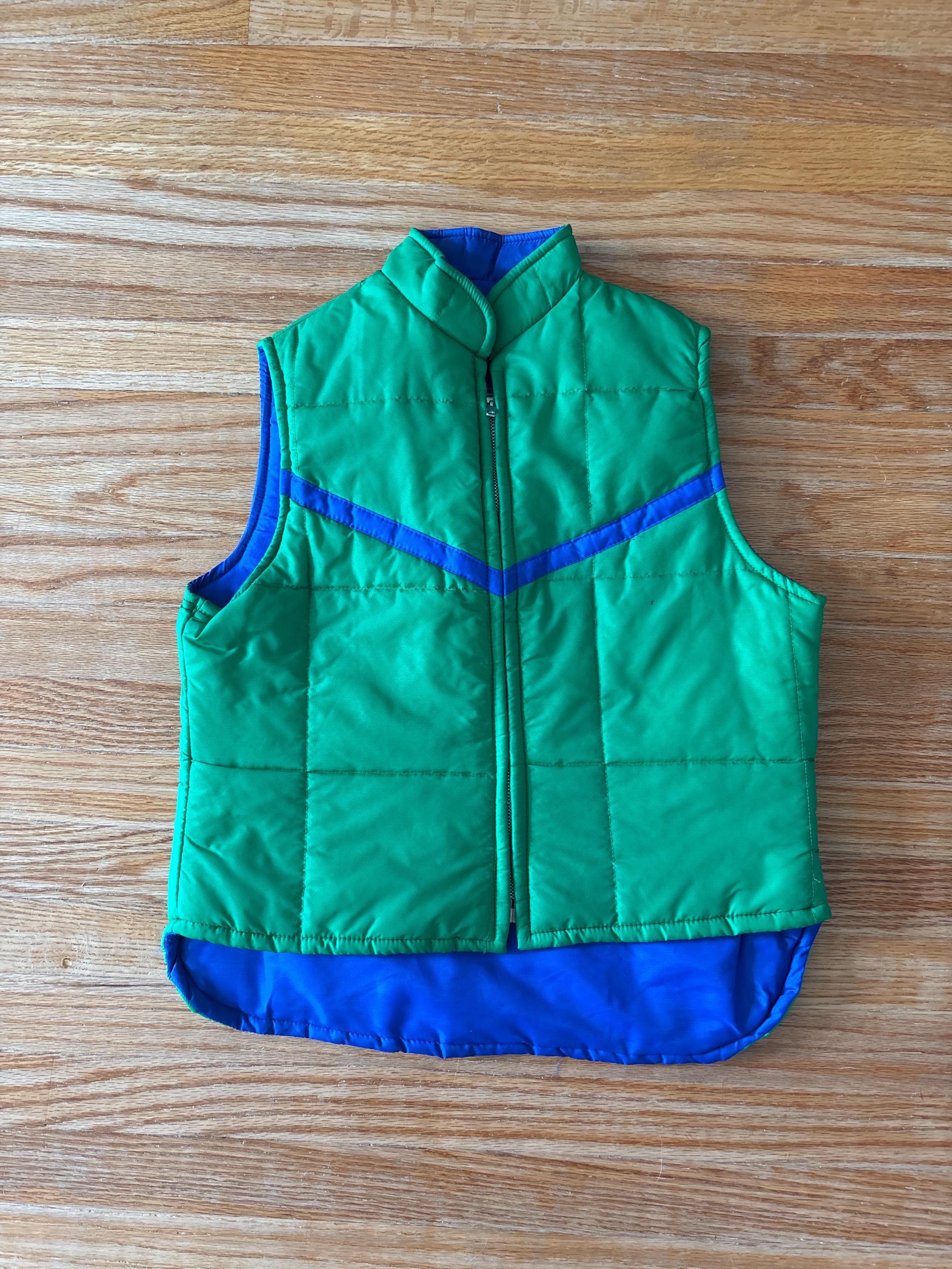 Kids Vintage 70s / 80s green and blue puffer vest Youth Size Medium