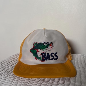 Vintage trucker fishing hat Bass