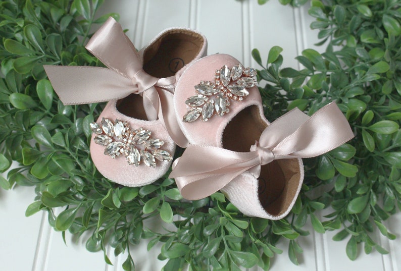 Dusty pink baby shoes..luxury shoes..baby crib shoes..baby shower shoes..1st birthday shoes. image 2