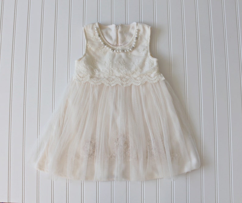 Ivory flower girl dress..Beautiful velour and tulle Girl dress....Birthday dress..flower girl dress..