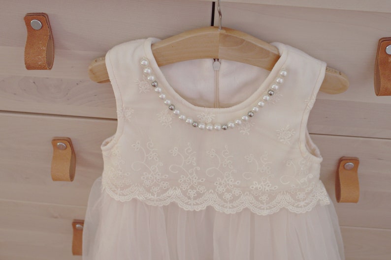 Ivory flower girl dress..Beautiful velour and tulle Girl dress....Birthday dress..flower girl dress..