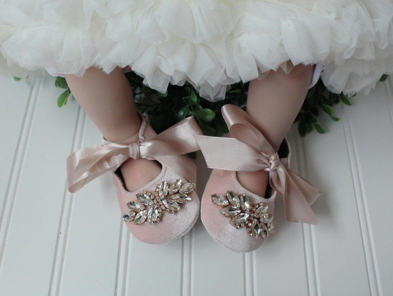 Dusty pink baby shoes..luxury shoes..baby crib shoes..baby shower shoes..1st birthday shoes. image 4