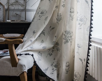 Vintage großer schwarzer grauer Rosenblüten-Leinen-Baumwoll-Halbblind-Vorhangstoff, schwarze Quastenbesatz, florale Vorhangpaneele für die Küche, blau