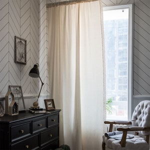 Rideau en lin et coton blanc avec bordure en dentelle au crochet - Teinte personnalisée