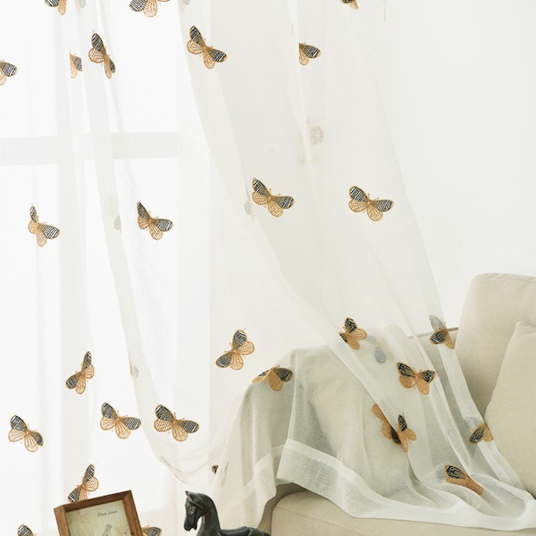 Personnalisé vintage Brown Blue Butterfly Brodé sur un rideau transparent en dentelle blanche, panneaux de rideau papillon, rideau transparent personnalisé, rideaux papillon
