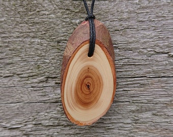 yew pendant,yew necklace,wood pendant,wood necklace,yew jewellary,yew jewelry,wooden jewellary