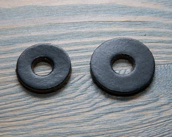 Set of 2 simple round leather protectors in Black. 19mm or 22mm diameter