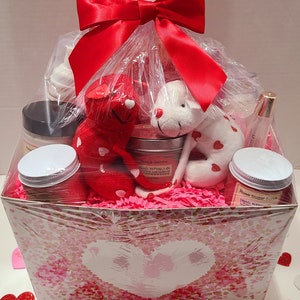 Valentine's Day Spa Gift Basket