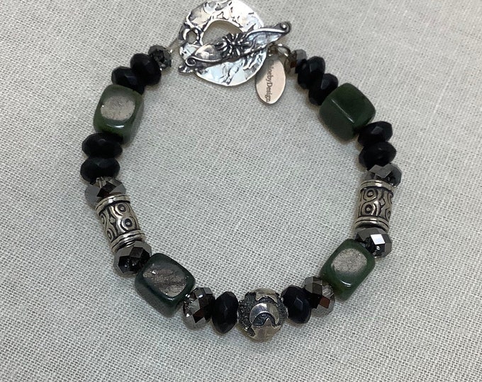Jade and Onyx bracelet