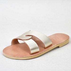 pink gold leather woman flat sandal